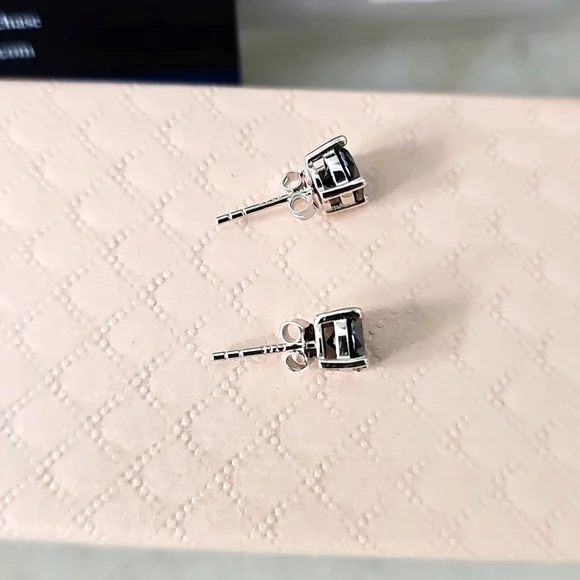 Moissanite Black Earrings - Picture 4 of 5